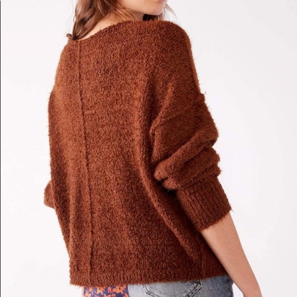 Free People Icing V pullover mocha Java - Picture 5 of 5